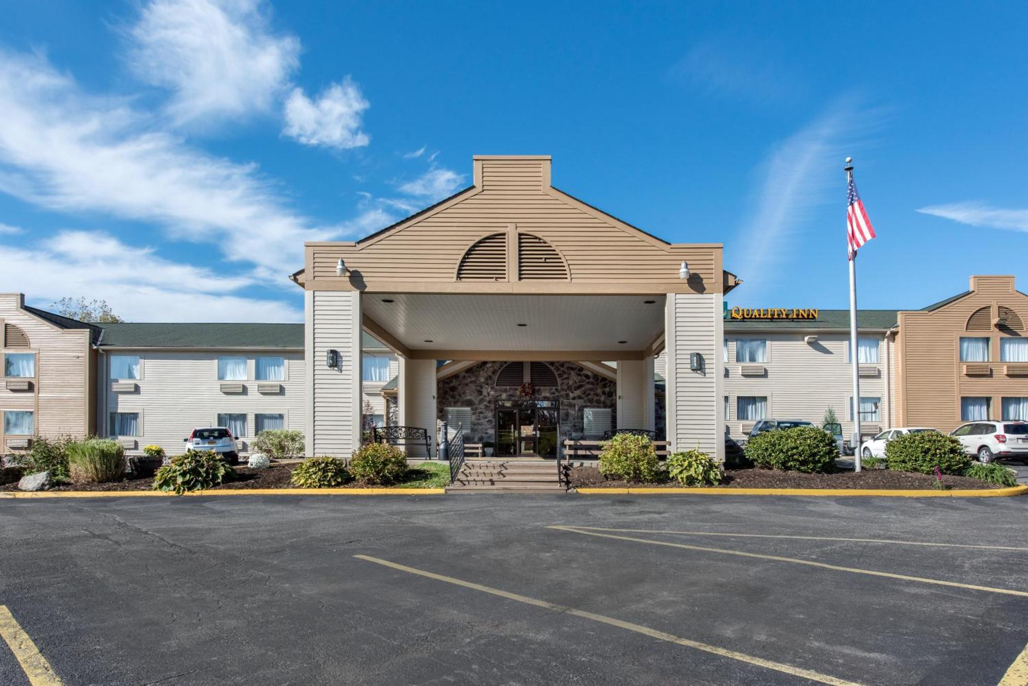 Quality Inn & Suites New Castle Luaran gambar