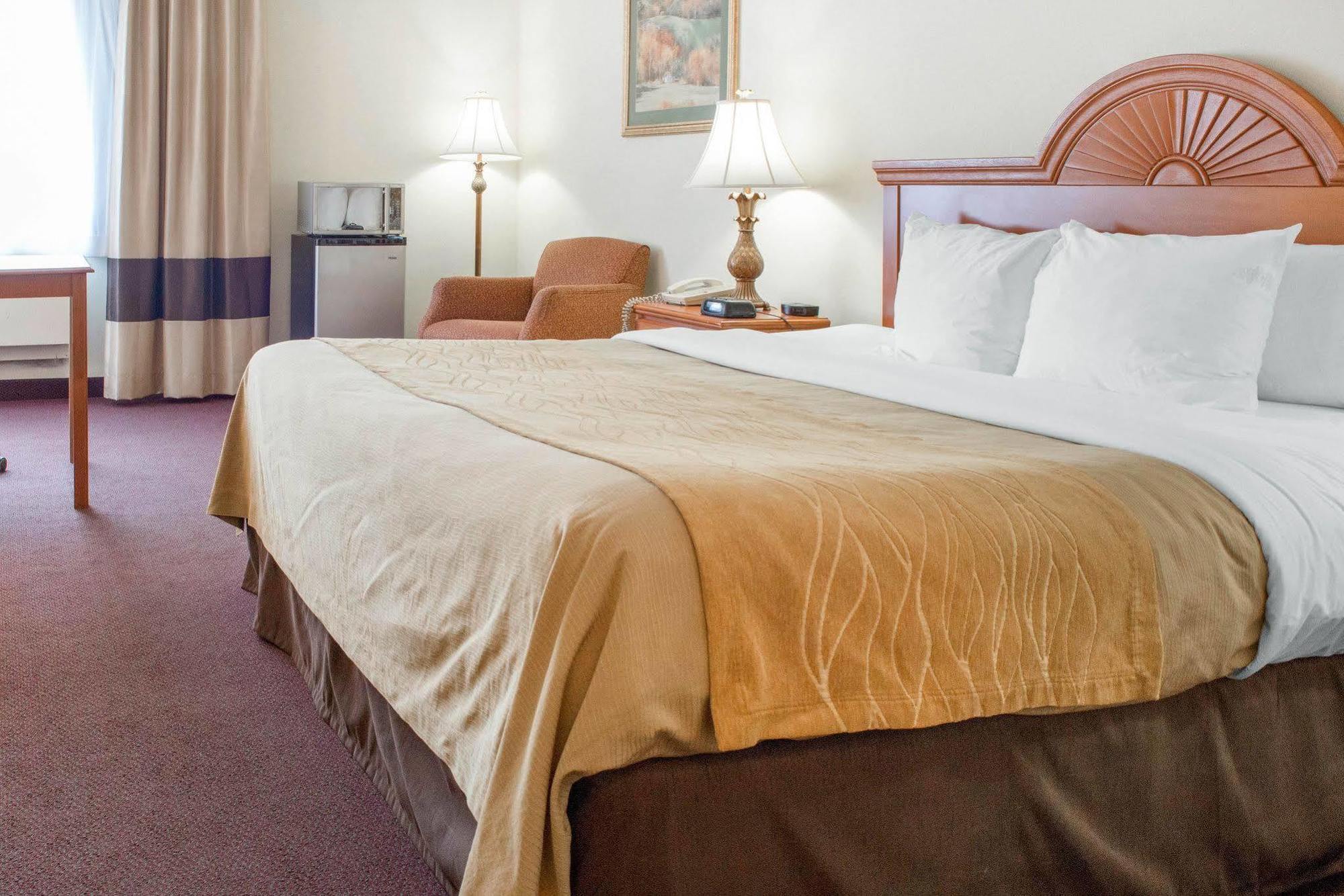 Quality Inn & Suites New Castle Luaran gambar