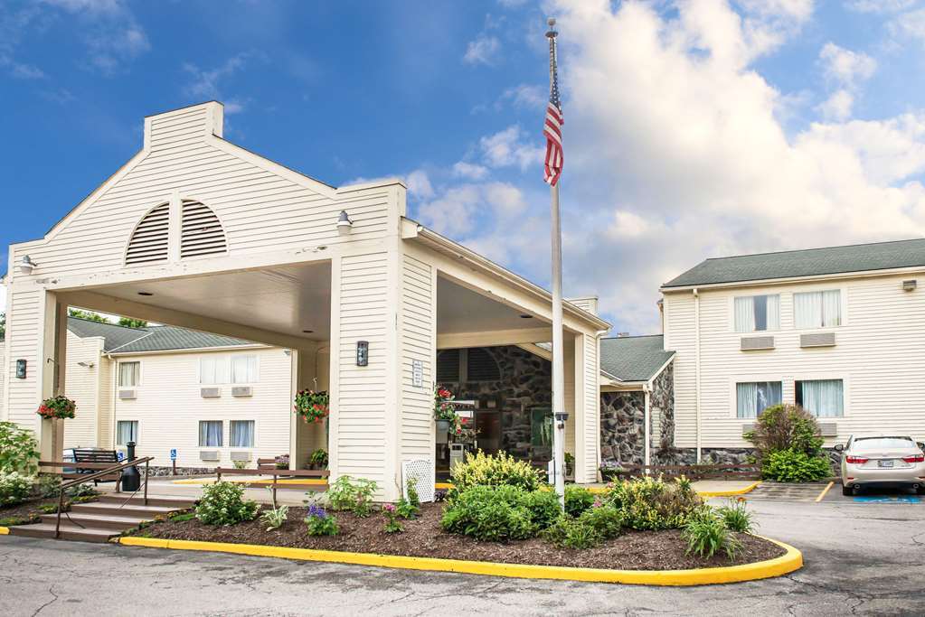 Quality Inn & Suites New Castle Luaran gambar